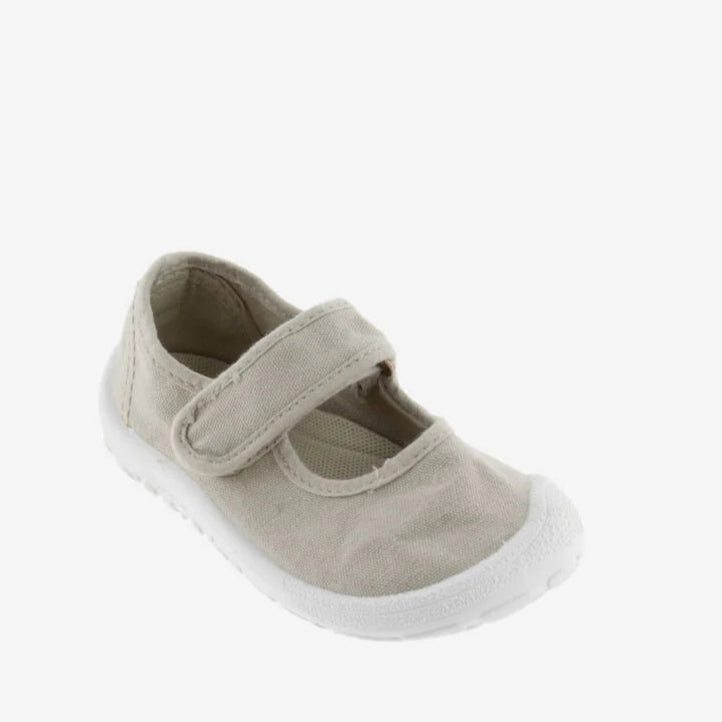 Victoria - Merceditas Barefoot Canvas