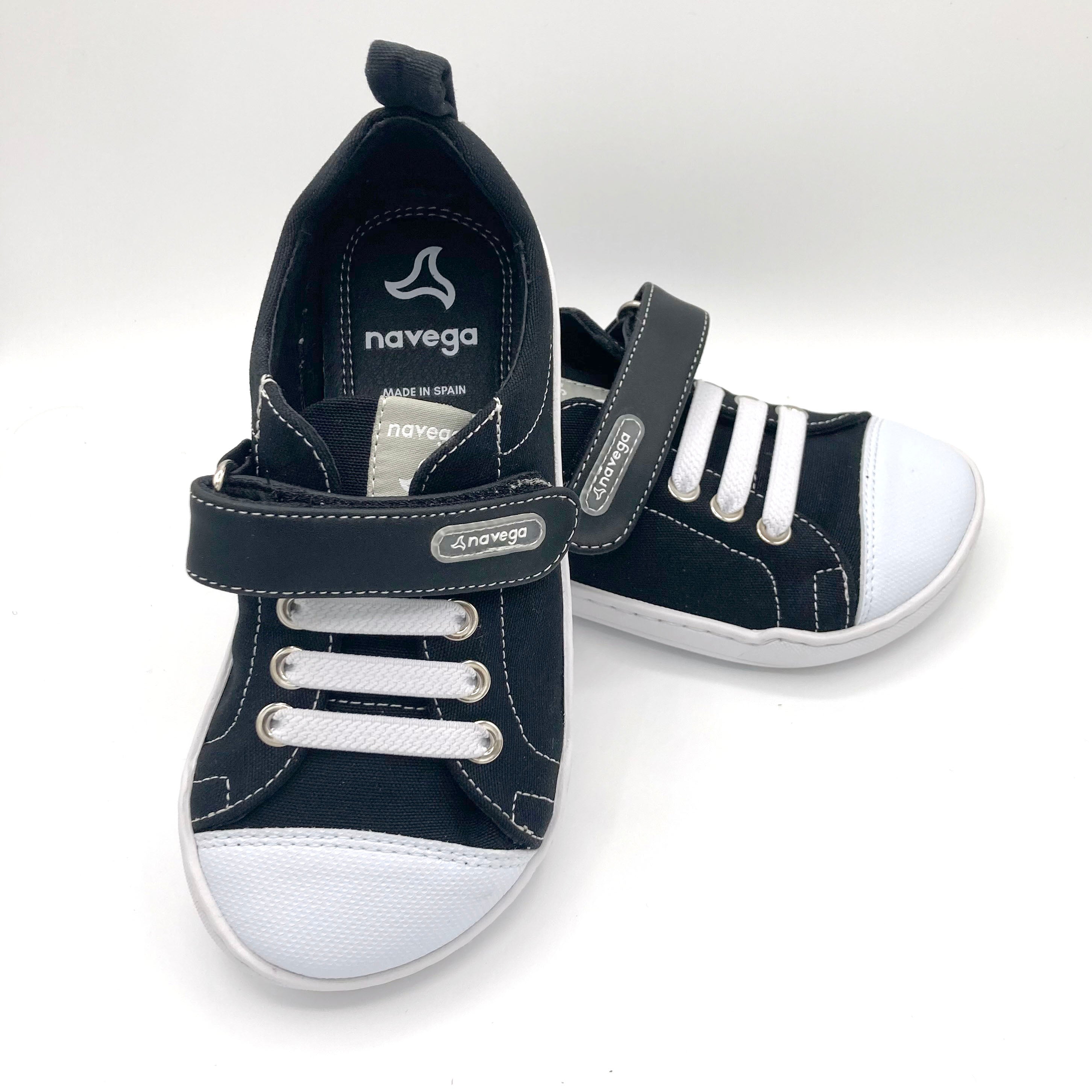 Navega - Textile Barefoot Sneakers - Urban Black