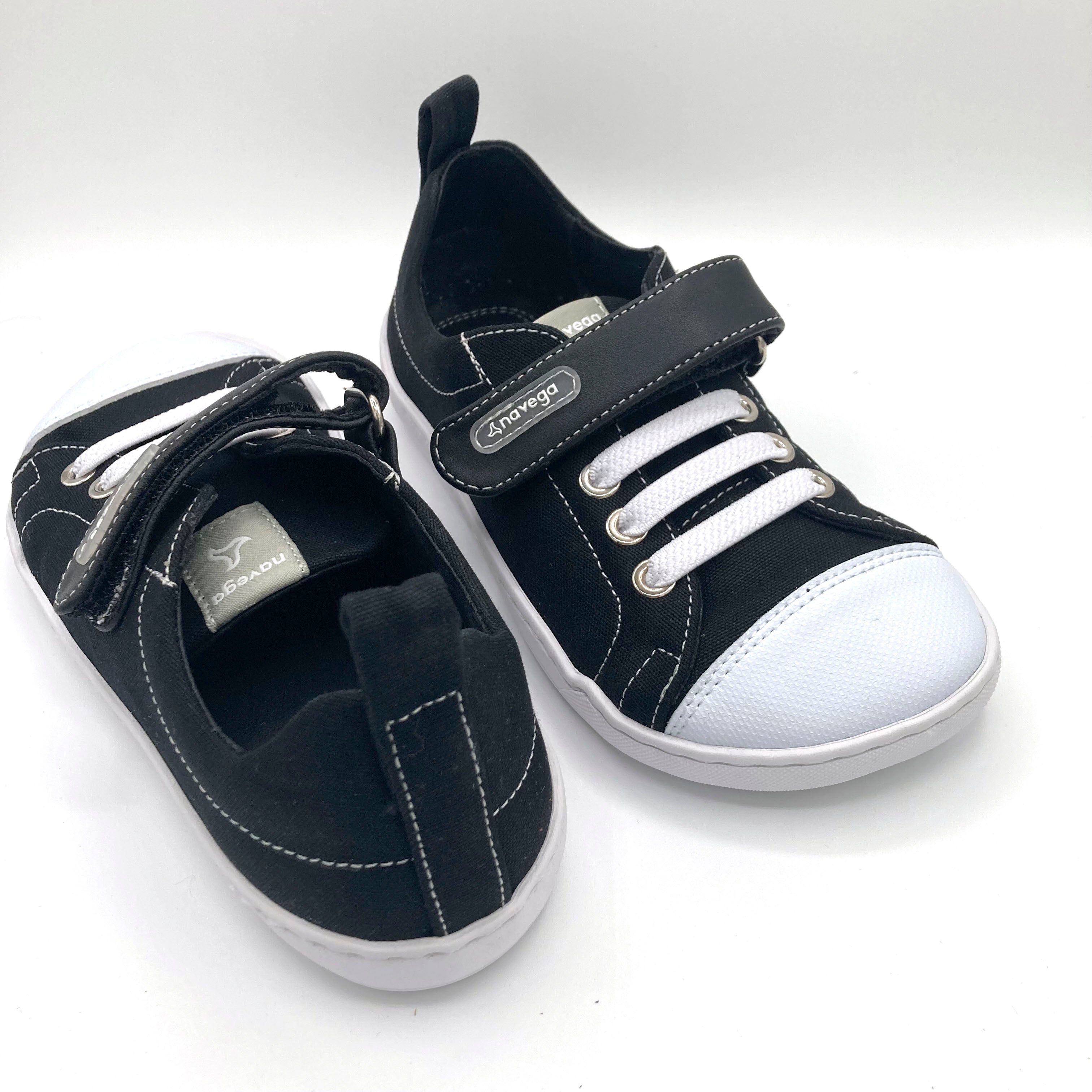 Navega - Textile Barefoot Sneakers - Urban Black