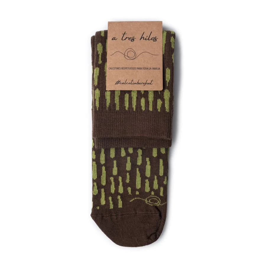 A Tres Hilos Barefoot - Socken Pueblo Kollektion