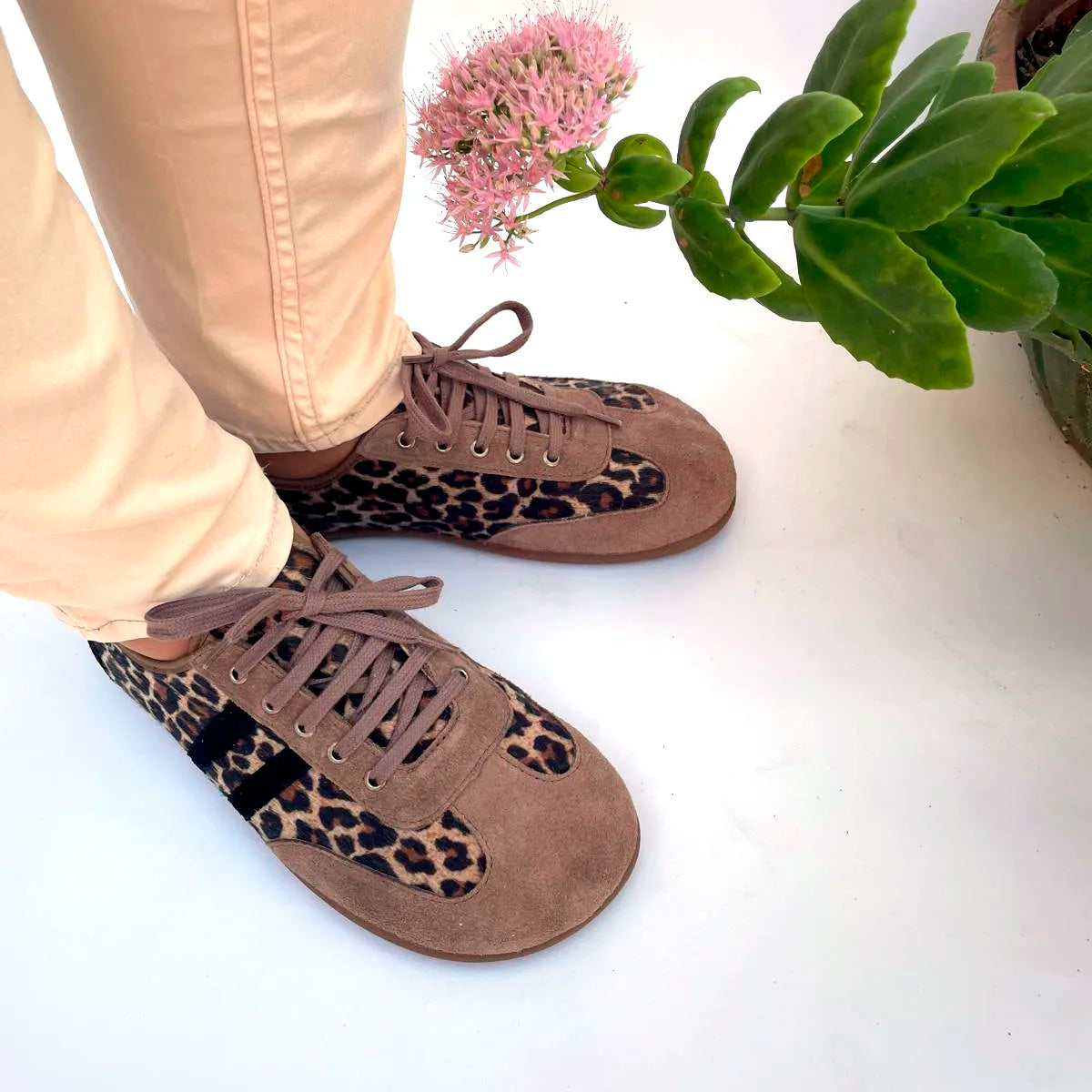 Zapatillas Deportivas Barefoot Adulto - Batilas - Serraje Leopardo XL93