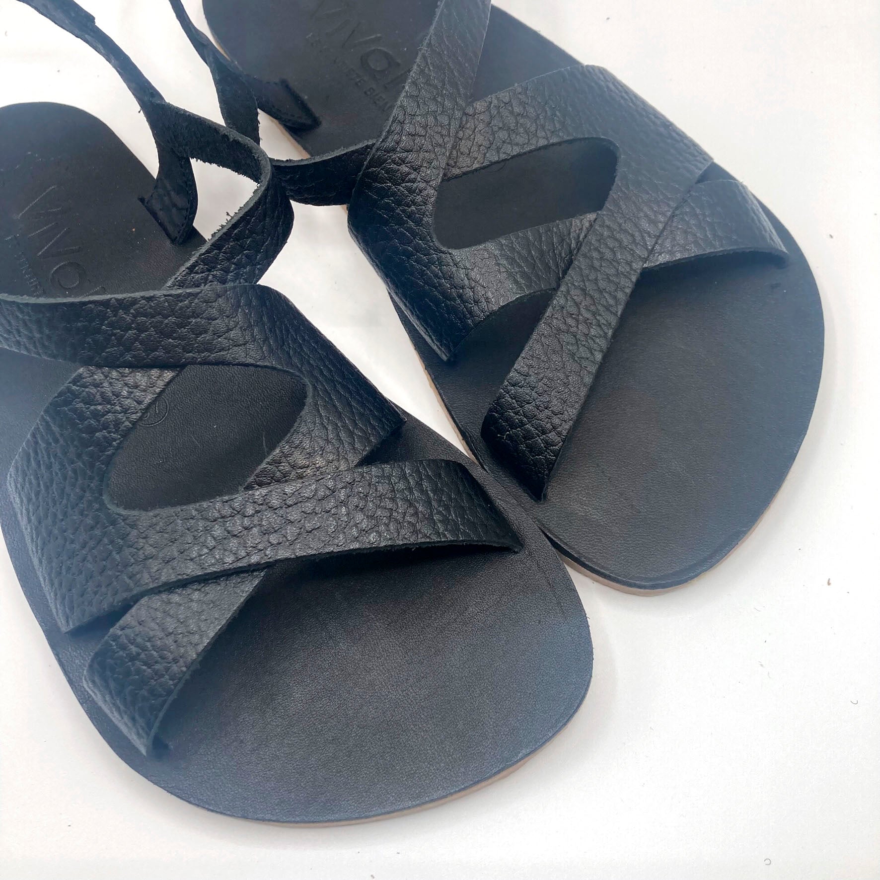 Vivant - Sandalia Barefoot Adulto - V-8104 Piel Rustick Negro